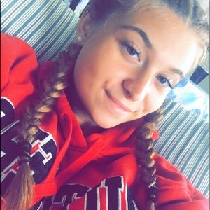 Meet your Posher, Aly